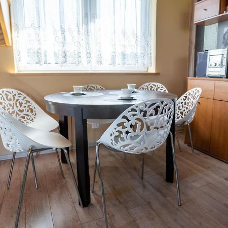 Domek Victoria Z Balia Гижицко Екстериор снимка